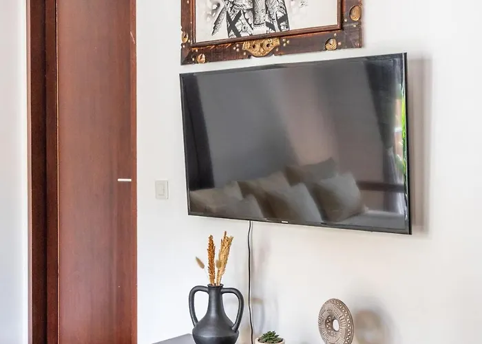 Elvaluna A Modern 2br Pool Seminyak (Bali)